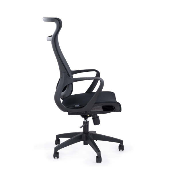 Кресло Комфорт UTFC Мориока М-242 черный пластик