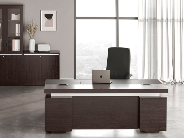 Кабинет руководителя Liverpool Венге