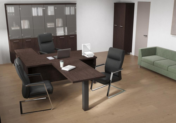 Кабинет руководителя First Венге Цаво
