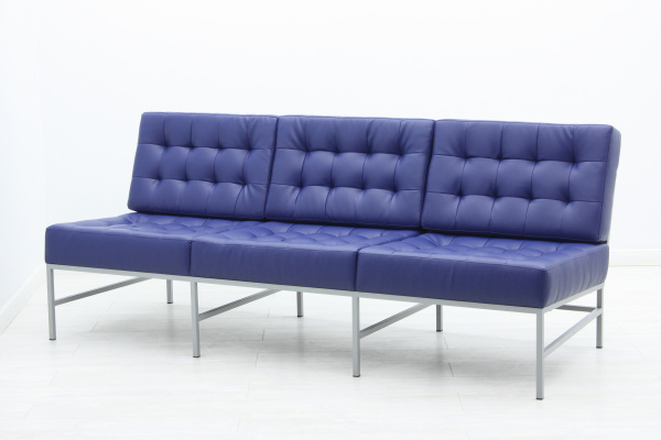 Диван трехместный без подлокотников Троникс