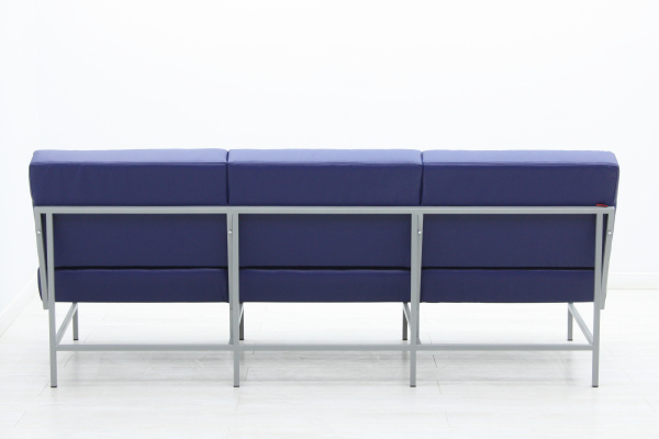 Диван трехместный без подлокотников Троникс