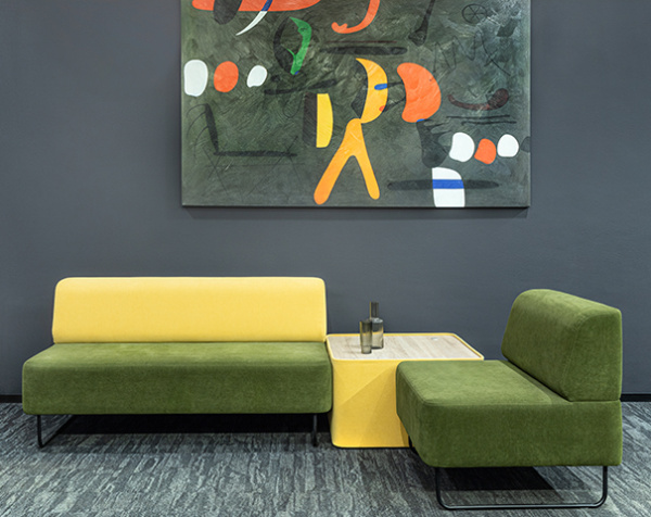 Диван трехместный Avenue 202x73x76 Диван трехместный Avenue 202x73x76