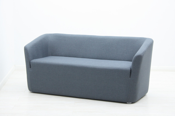 Диван двухместный с подлокотниками Ингрид