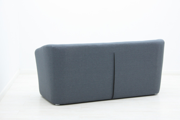 Диван двухместный с подлокотниками Ингрид